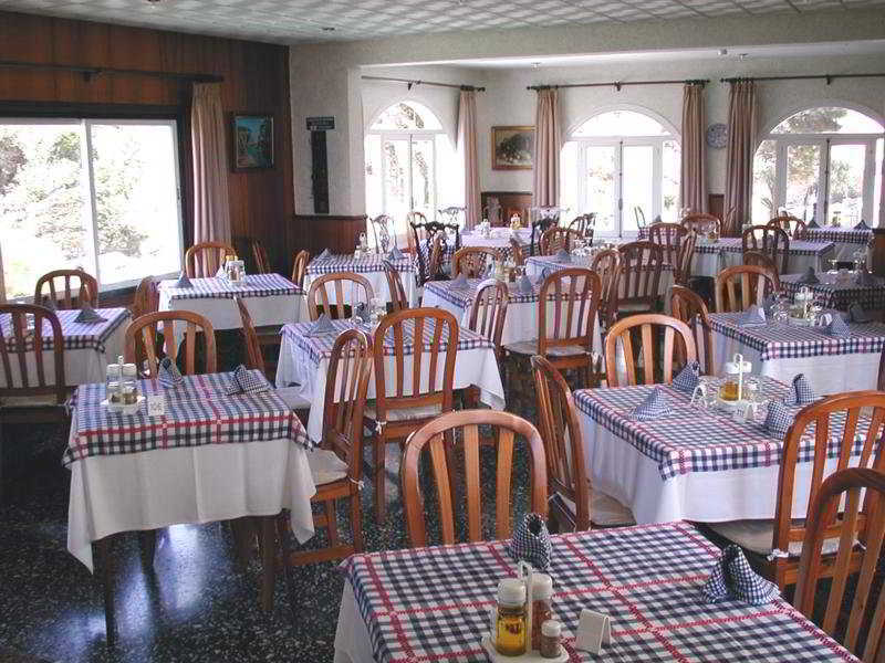 Hostal Xuroy Cala Alcaufar 외부 사진